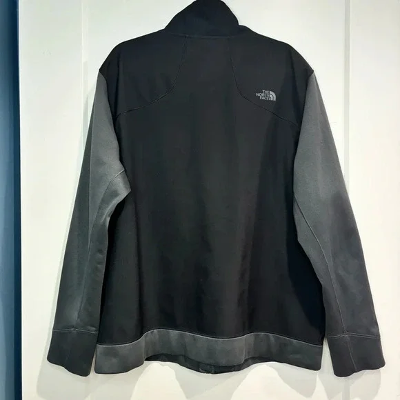 The North Face Cadet Full Zip Jacket - Picture 2 of 10